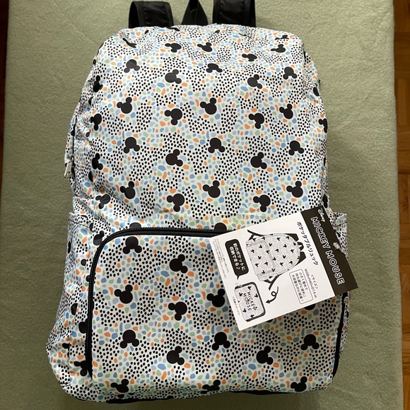 NWT Foldable Mickey Backpack - Picture 1 of 3